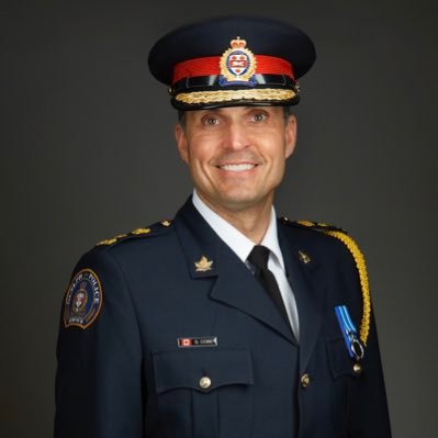 Chief of Police for @GuelphPolice. Account is not monitored 24/7. Please call 519.824.1212 for assistance or call 911 *Pride Service Trust*