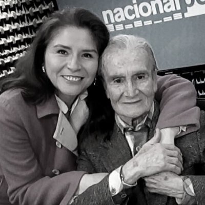 Arte, música, historía, educación. Conducción: Carlos Gassols y Celeste Acosta Román De lunes a viernes a las 9 de la noche por Radio Nacional del Perú.