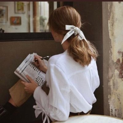 qhVOtEyyQyMTOs0's profile picture. لست مميزاً كثيراً ولاكني كذالك بالنسبة لكثير منهم