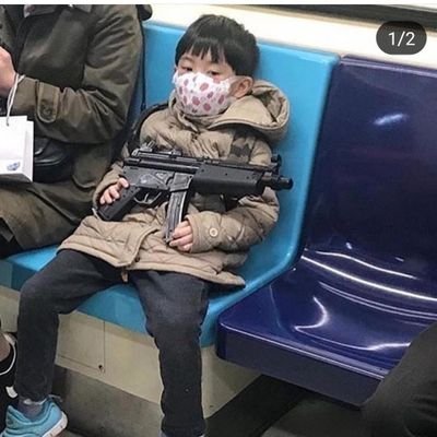 mafekpafek's profile picture. 😑