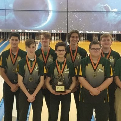 Official Twitter Account of the St. Edward Eagle Bowling Team. District Appearances: ‘12, ‘13, ‘14, ‘16, ‘17, ‘19 State Appearances: ‘14