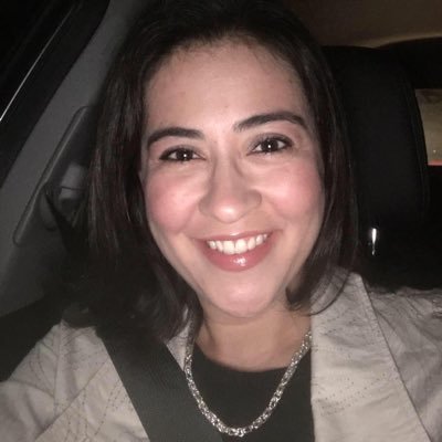 Vanessa89598975's profile picture. Mom of 3 beauties. Lucky wife of a brilliant, lucky man! 😄English as a second/foreign language instructor and I bake cakes too! 🥰