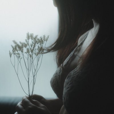 かなたって読みます。フェティッシュなもの/拘束/呼吸管理/コルセット/コスチュームが好きです。質問箱→https://t.co/fAbBFrYVu1