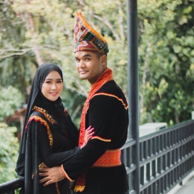 Still an army who hold the ground and your heart, forever and ever. God, King and Country 🇲🇾. Liverpool dulu baru awak 😜 #YNWA Nur Faizzatul Nadia 💕