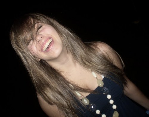 jeehrodriguess's profile picture. É preciso ser única e diferente, e brilhar da sua própria maneira.