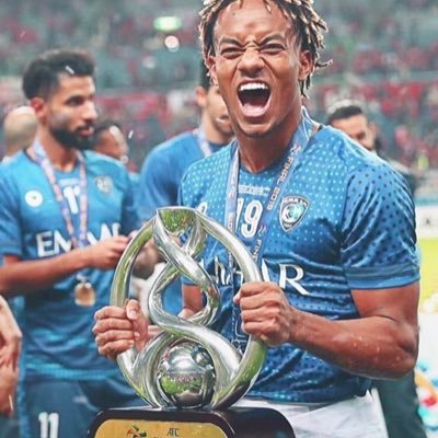 Footballer at @AlHilal_FC Former Player at @ClubALOficial, SCP and @SLBenfica. National Team Player in @TuFPF @SeleccionPeru
