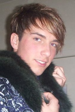 SaschaBryan's profile picture. Hejj ik ben bryan,, 19jaar,, woon in hasselt :-)
eeuhmm wil je wa wete mag je da altijd vrage.