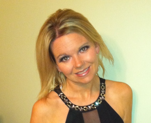 Aberdeen born but lives in sunny south coast. Loves travel, fantastic food and pink bubbles x