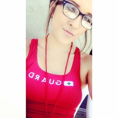 I’m a writer and a nurse ,love to meet new friends and like outdoor services