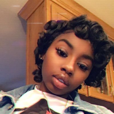 Love Music Love Supporting Follows me don’t follow me 🤷🏽♀️🥰