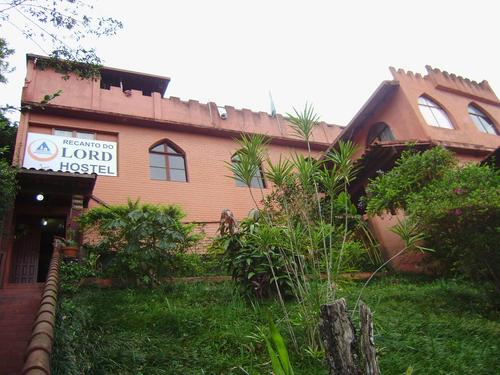 Venha conhecer Teresópolis!A capital nacional do montanhismo e uma potencia no ecoturismo!Contamos com churrasqueira, salão de jogos, TV a cabo e cozinha comum.