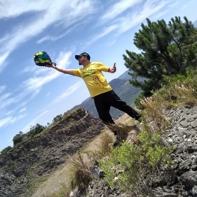 77Eds's profile picture. sou ecletico em tudo musica,esportes,pessoas simples mas completo não sou perfeito mas sou unico,fazer amigos é um dom naturalmente meu.