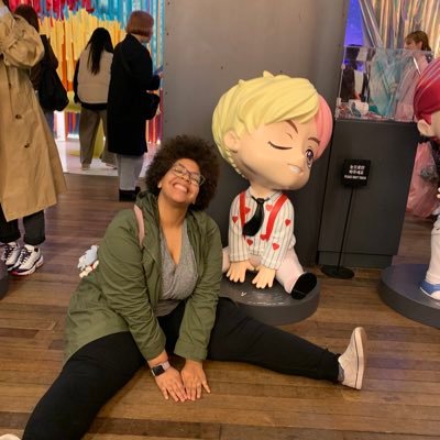 melzapel's profile picture. Just living my best life being as nerdy as can be✌🏾  PSU student 👩🏾‍🎓