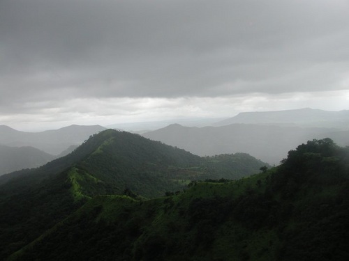 This twitter page is devoted to sharing news about the ecosystem of the beautiful Sindhudurg. Lets all help it keep that way