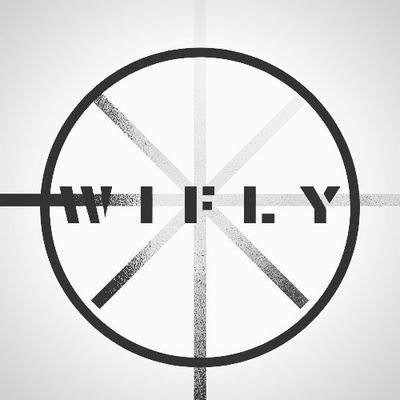 W_I_F_L_Y's profile picture. Blanco y negro.