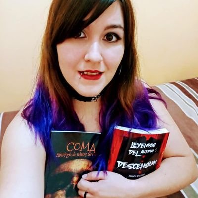 Escritora. AyNeBlood ( canal en Youtube ) de Indie Horror Gaming