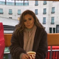 Chloe (@chloehogarty) 's Twitter Profile