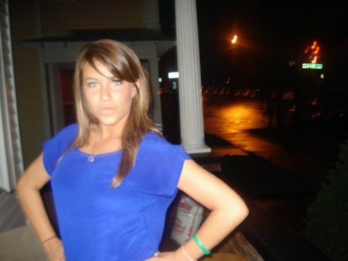 anniee_b's profile picture. Without serendipity, there are no surprises.