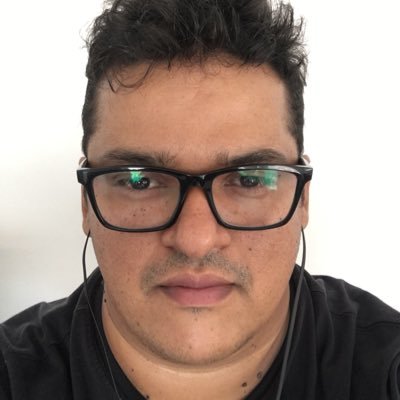 Seguidor / Discípulo do SENHOR JESUS. Amigo de alguns. Irmão de muitos. Bacharel em Teologia e Direito. Pós-graduando em Direito Penal e Processo Penal.