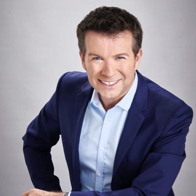 TV/Radio Host - Après Pour le Plaisir sur France3, now Conseiller stratégique et présentateur Télé pour Antenne Réunion Télévision.