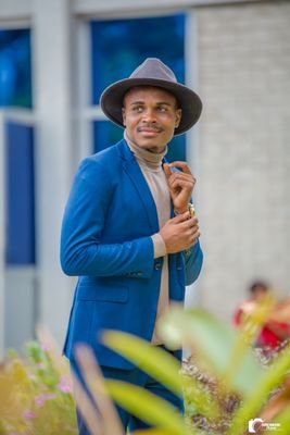 tony_lusombo's profile picture. je suis juste un vrai battant