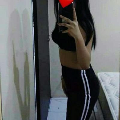 Ananda10881622's profile picture. 