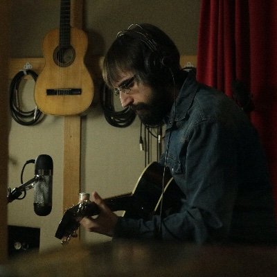 🎸Guitarrista 🎸 💿 CAMINOS CRUZADOS es mi nuevo album disponible en Plataformas Digitales.