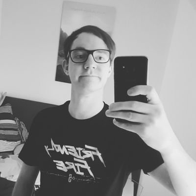 Der_Wuddy's profile picture. Chris| 29 years old | Germany MV | PietSmiet Fan | BVB | LaFamilia | Anime |  OnePiece | Dragonball | Filme/Kino | Gaming | Nerd