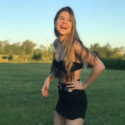 VirMaksimowicz's profile picture. 🌸✨