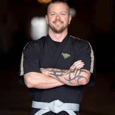 hampton_cm's profile picture. Choose one thing to improve on today.  🔥