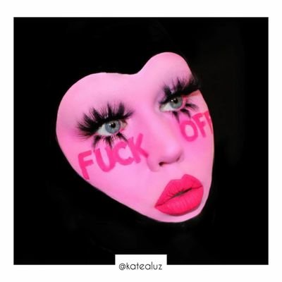 menemene000's profile picture.