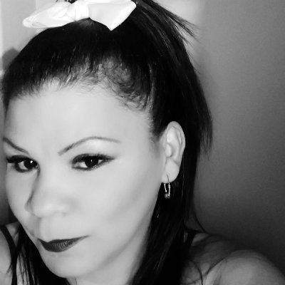 zeilync's profile picture. Periodista aragueña, Relacionista Público, publicista, locutora. Amante de la libertad, del amor y el respeto.