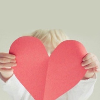 Hong34's profile picture. 사회복지사, 임파워먼트
사람과 사람 알아가기
수화통역사
미련두기, 생각주머니 넓히기
전문가되기