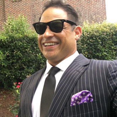 💯#COO + #Recruiter extraordinaire. Views expressed are my OWN. #CrossFit #WeightLifting #Fitness #BMW #Frenchie #RPStrength #DubNation #Niners #FTTB 💯Club