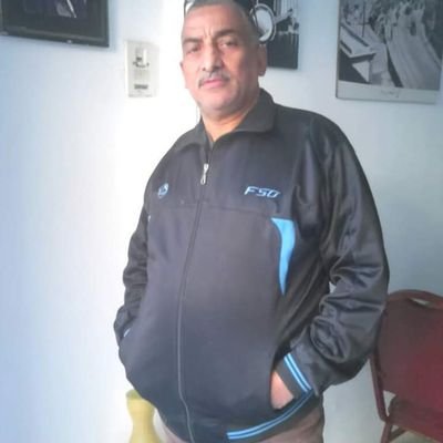 Yc8JzSflcLZN7MO's profile picture. 