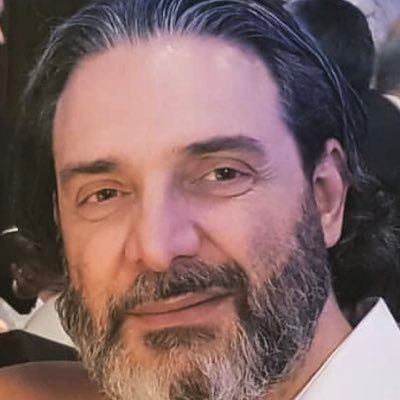 Gerente de Publicidad del Banco Ciudad.Bostero, fan de la ciencia y la comunicacion