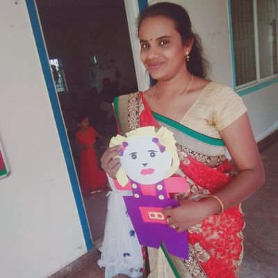 PoorviRaju's profile picture. 