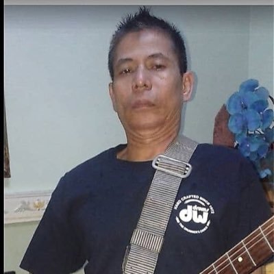 Bass player of kula shaker
