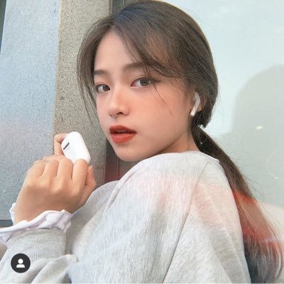 Reine Halo Hart | Adopted child of @HartMatthew_ and @JustAngelicaC_ | Twin sister of @RoiHart_| 17 years old yet baby pa din 😛