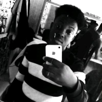 McLloydBreaks6's profile picture. 4th funniest niqqa inna de world 😋😏