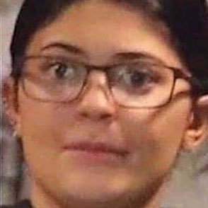 TwohandsW's profile picture. dm only