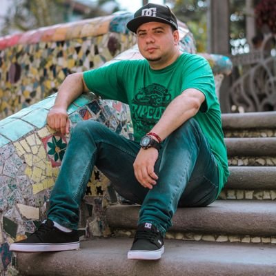 DJ & Producer
Beatport:https://t.co/gqF75Y234L
Facepage:https://t.co/tSggDUUYob
Instagram:https://t.co/2ItKz8ETc7