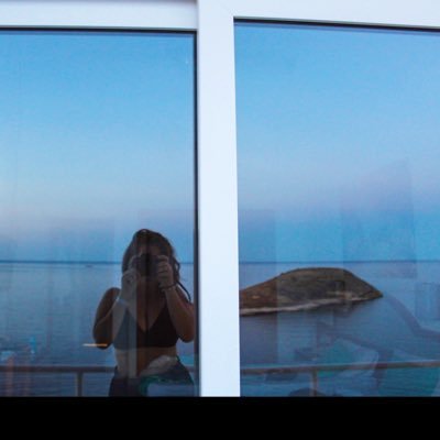 Adams16Emma's profile picture. | uncw alum | black lives matter !!