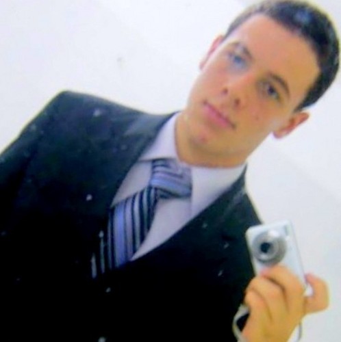 WinnerLucas's profile picture. Tudo o que um sonho precisa para ser realizado é alguém que acredite que ele possa ser realizado.