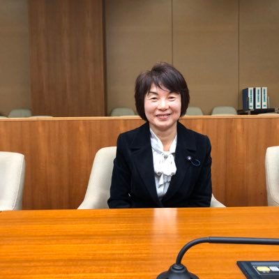 瑞穂町議会議員、ボランティアグループ「ニャンニャンみずほ」メンバー
