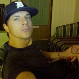 TheZakPack's profile picture. Zak Bagans is the mann! So muscularr! :) We love how you taunt the ghosts and aren't afraid of any of them! Love youu Zak!!