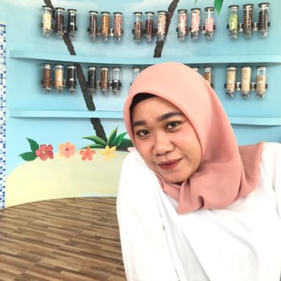 lizaraicha's profile picture. heart please be nice with logic!!!