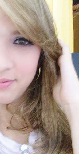 brunamrd_'s profile picture. 