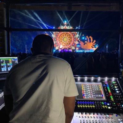Road Manager and Live Sound Engineer for Mi Casa | Producer | Dj | Musician | Entrepreneur | Lover of Beautiful Things | Email: tabzunderground@gmail.com