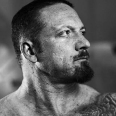 Best Selling Author, Speaker, Engineer, Educator, Visionary, & pursuer of strength. Cofounder of Kabuki Strength, BuildFastFormula, and Bearfoot Athletics